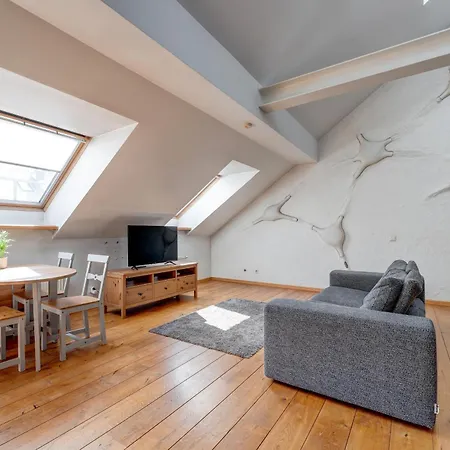 Charming Loft In Oldtown *