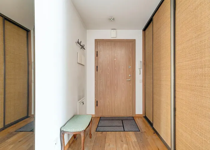 דירה Charming Loft In Oldtown *